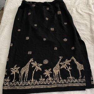 Alfred Dunner Black Giraffe Border Skirt Women’s 16